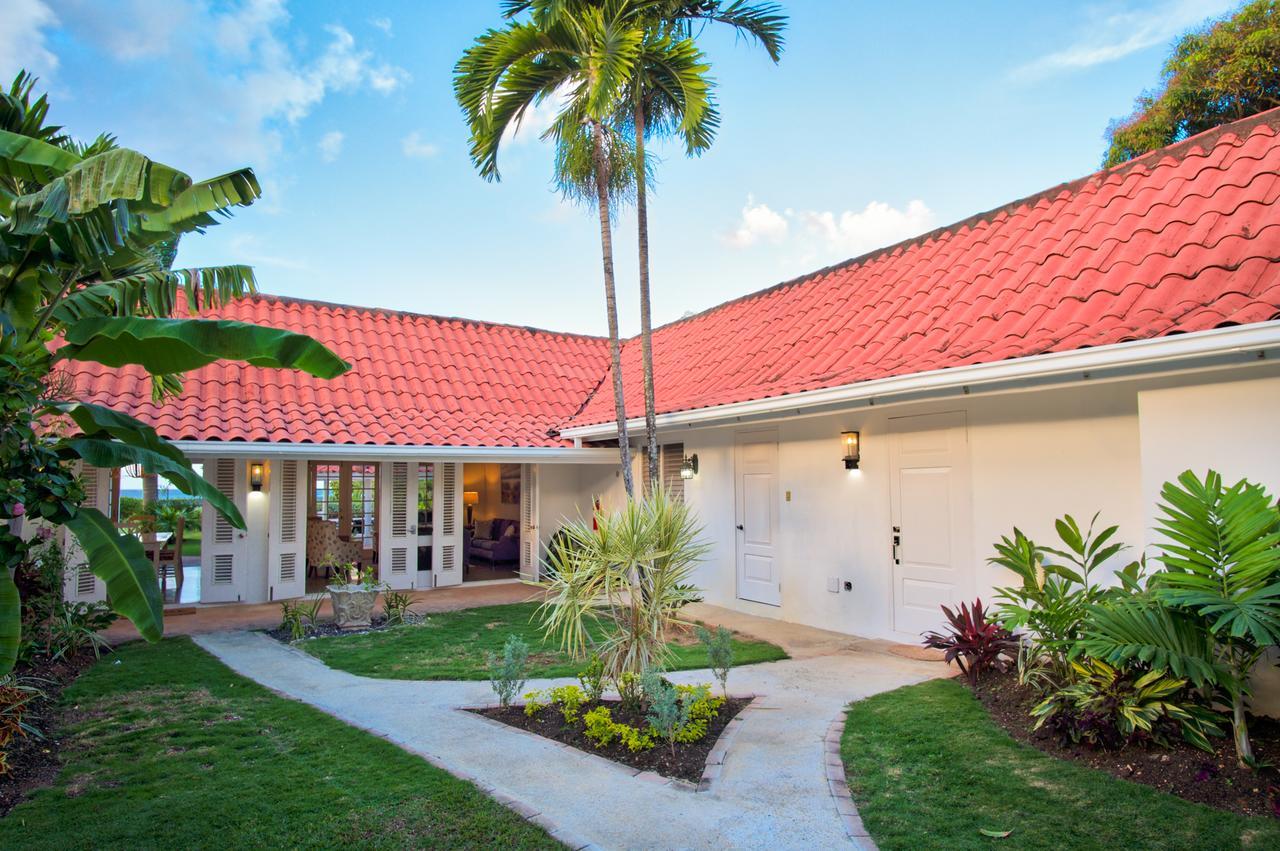 Sunspot Villa Runaway Bay Exteriör bild